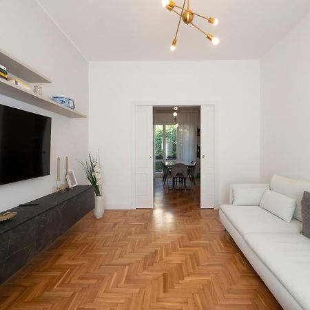 Big Apartment Close To Bocconi / Humanitas / Ieo Milano Exteriör bild